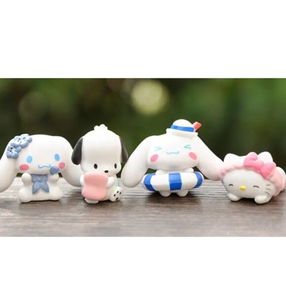 Hello Kitty Sanrio Universe Collectible Fig 8urines Hand Painted PVC NWT - Picture 2 of 4